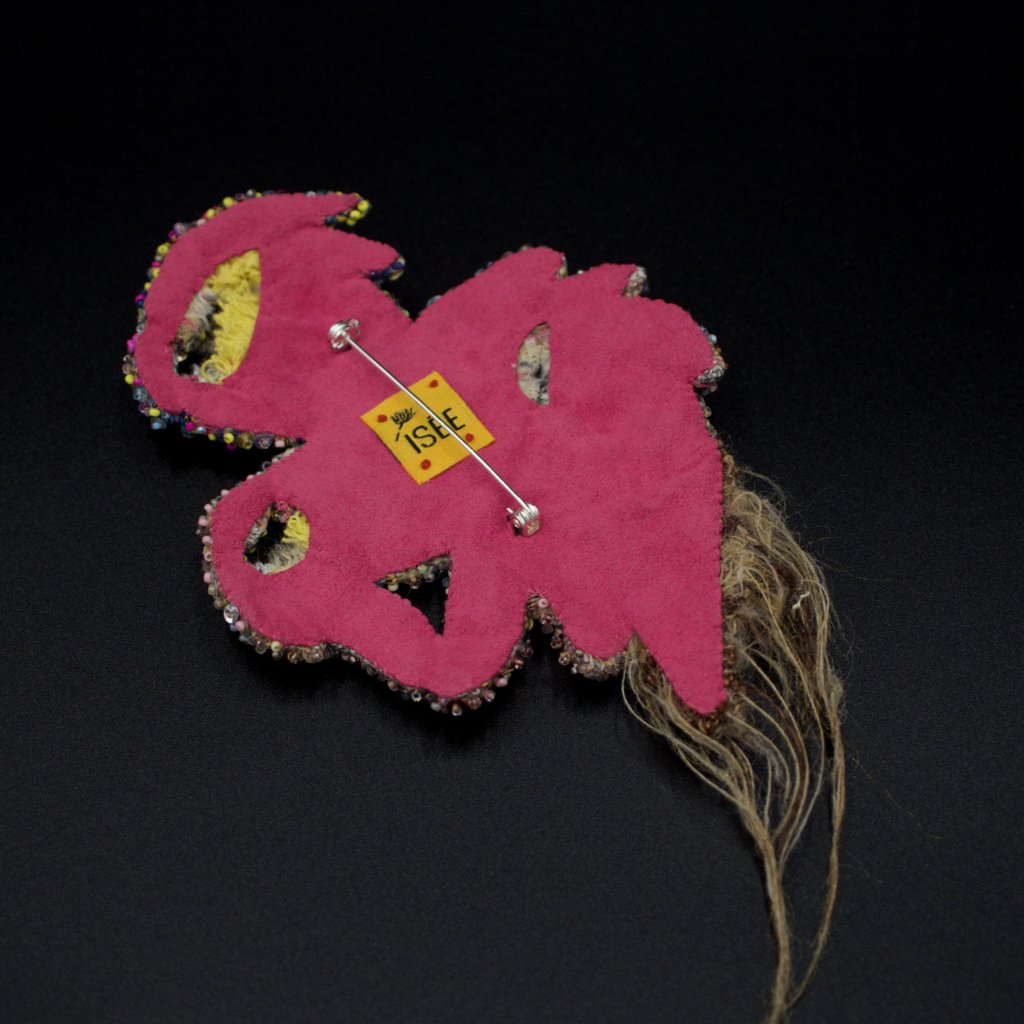 broche ecusson